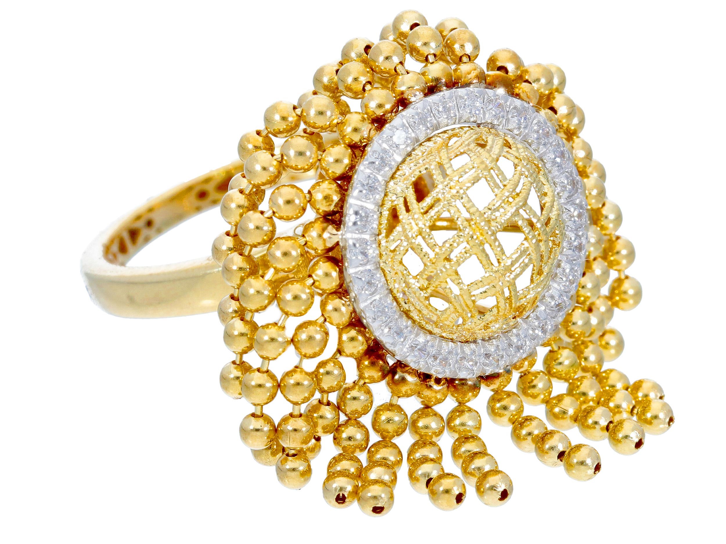 Beautiful 18ct Yellow Gold Ring